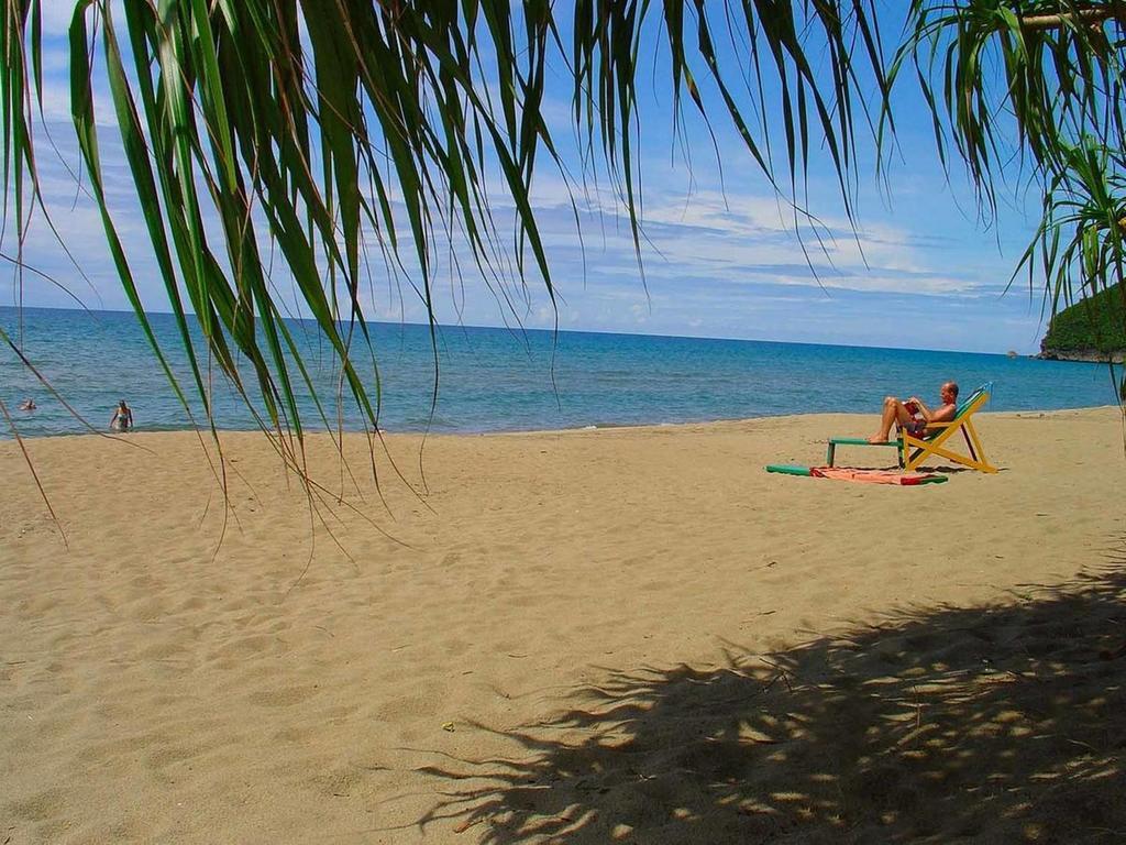 Takatuka Beach Resort Sipalay Esterno foto